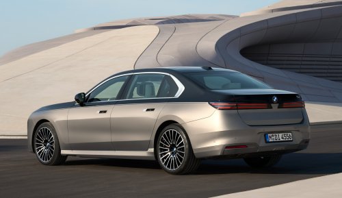 BMW’s 7-Series Facelift Hides A Blueprint For Every Older Model It Still Sells