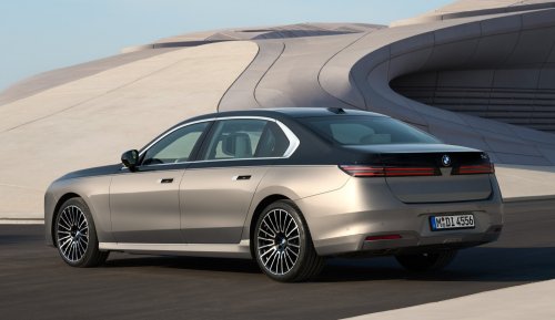 BMW’s 7-Series Facelift Hides A Blueprint For Every Older Model It Still Sells
