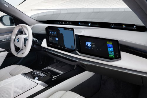 BMW’s 7-Series Facelift Hides A Blueprint For Every Older Model It Still Sells