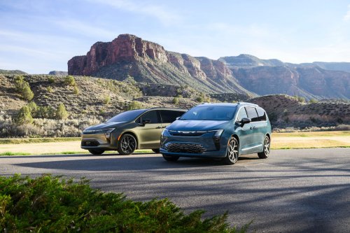 Chrysler’s Already Slashing 2027 Pacifica Pricing A Month After Its Debut
