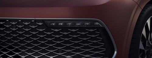 The $28K Flagship Hyundai Sedan Americans Called The Azera Closes In On Genesis