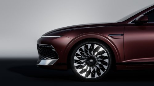 The $26K Flagship Hyundai Sedan Americans Called The Azera Got A Genesis-Level Interior