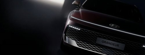 The $26K Flagship Hyundai Sedan Americans Called The Azera Got A Genesis-Level Interior