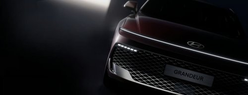 The $26K Flagship Hyundai Sedan Americans Called The Azera Got A Genesis-Level Interior