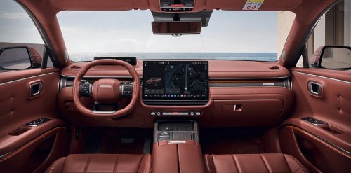 The $28K Flagship Hyundai Sedan Americans Called The Azera Closes In On Genesis