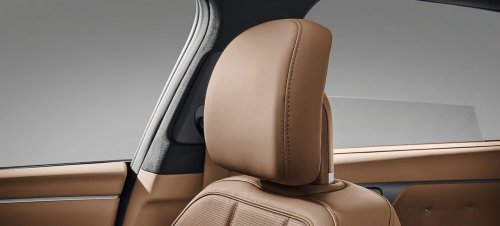 The $28K Flagship Hyundai Sedan Americans Called The Azera Closes In On Genesis