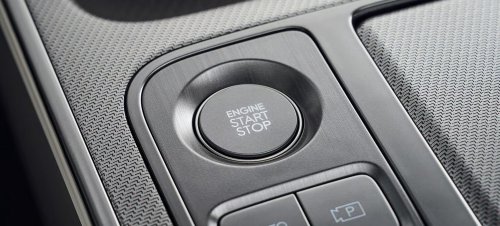 The $28K Flagship Hyundai Sedan Americans Called The Azera Closes In On Genesis