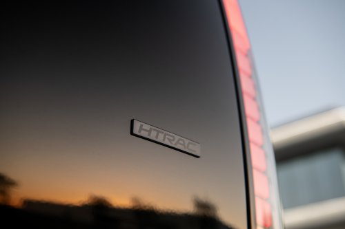 Hyundai’s $75K Ioniq 9 Calligraphy Just Got A Sibling That Makes It Look Like The Cheap One