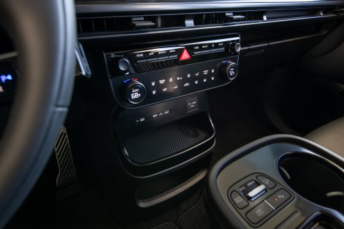 Hyundai’s $75K Ioniq 9 Calligraphy Just Got A Sibling That Makes It Look Like The Cheap One