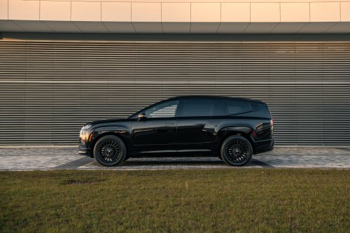 Hyundai’s $75K Ioniq 9 Calligraphy Just Got A Sibling That Makes It Look Like The Cheap One