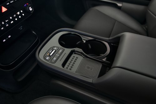 Hyundai’s $75K Ioniq 9 Calligraphy Just Got A Sibling That Makes It Look Like The Cheap One