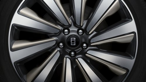 The $337,000 Range Rover SV Ultra Has No Leather And A Floor That Pulses To Music