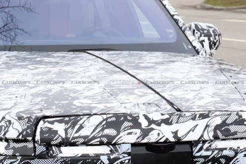 Rolls-Royce’s Electric SUV Revives A Long-Forgotten Hood Design