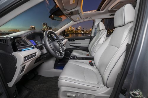 Honda’s Odyssey Has Caused 25 Injuries By Mistaking Potholes For Crashes