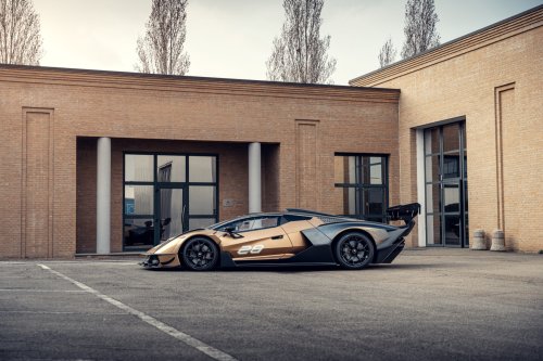 Lamborghini, Lamborghini’s Rarest V12 May Have Lost Up To $1 Million Since New