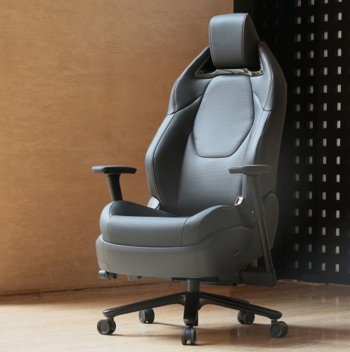 Toyota, Herman Miller Sells $3,500 Office Chairs. Toyota’s Comes With A Seatbelt Buckle