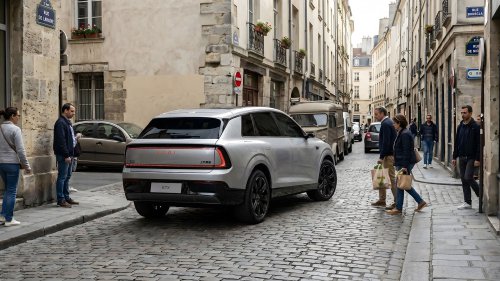 China Gets The AUDI EX7 With 671 HP And A 59-Inch Display, America Gets The Q7