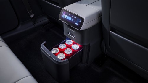 China Gets The AUDI EX7 With 671 HP And A 59-Inch Display, America Gets The Q7