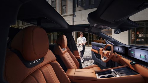 Audi, Audi Q7, China Gets The AUDI EX7 With 671 HP And A 59-Inch Display, America Gets The Q7