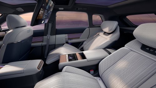 Audi, Audi Q7, China Gets The AUDI EX7 With 671 HP And A 59-Inch Display, America Gets The Q7