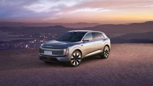 China Gets The AUDI EX7 With 671 HP And A 59-Inch Display, America Gets The Q7