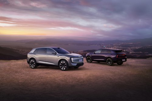 China Gets The AUDI EX7 With 671 HP And A 59-Inch Display, America Gets The Q7