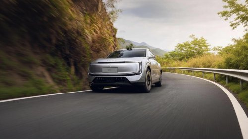 China Gets The AUDI EX7 With 671 HP And A 59-Inch Display, America Gets The Q7