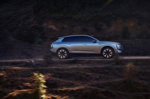 China Gets The AUDI EX7 With 671 HP And A 59-Inch Display, America Gets The Q7