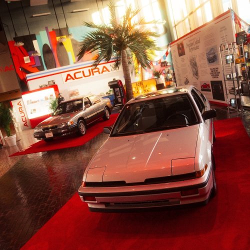 Acura, Acura’s 1980s Retro Dealership Is A Better Ad Than Anything It’s Running Now