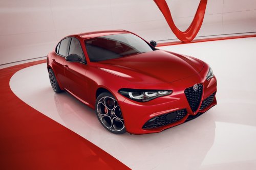 SUV, Alfa’s Aging Sedan And SUV Steal The Quadrifoglio’s Best Hardware