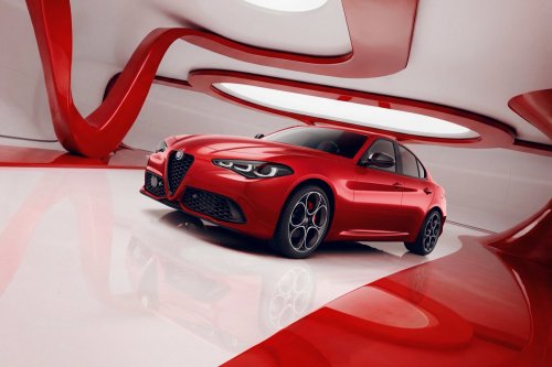 SUV, Alfa’s Aging Sedan And SUV Steal The Quadrifoglio’s Best Hardware