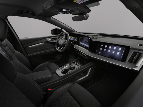 Audi Fixed The 2027 Q4 E-Tron’s Controls Everyone Complained About, Then Removed A Different Set