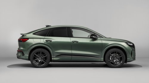 Audi Fixed The 2027 Q4 E-Tron’s Controls Everyone Complained About, Then Removed A Different Set