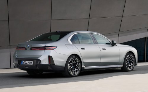 BMW’s 7-Series Facelift Hides A Blueprint For Every Older Model It Still Sells