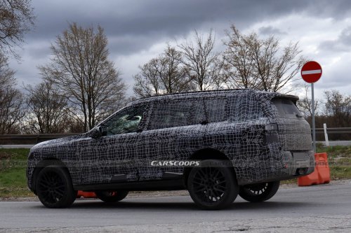 BMW’s iX7 Gets Every Neue Klasse Upgrade Except The One That Would Make It Look Different