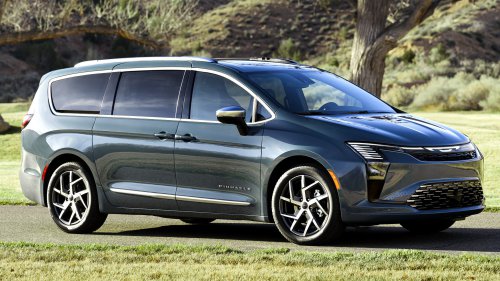 Chrysler’s CEO Says Buy The Minivan, And The Data Says He Really Needs You To