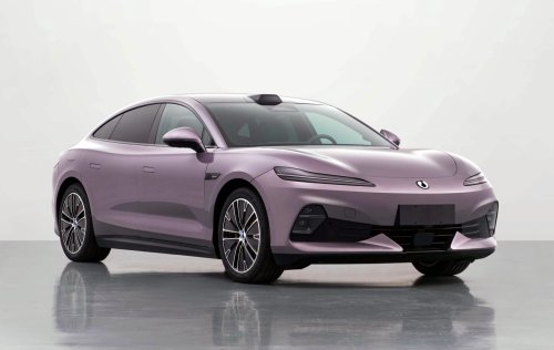 Denza Said 1,274 HP Was Enough. Its Updated Z9 Disagrees