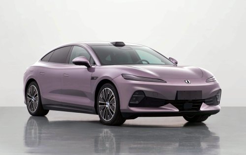 Denza Said 1,274 HP Was Enough. Its Updated Z9 Disagrees