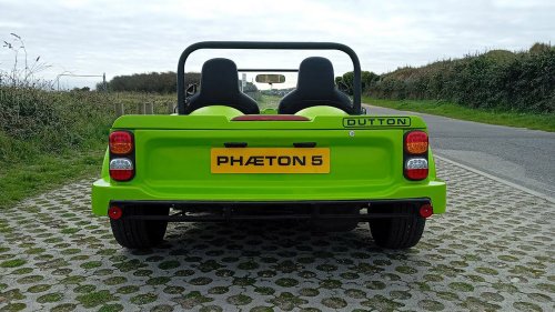 Caterham, For $13,500, You Can Make Your MX-5 Look Like A Caterham From Minecraft
