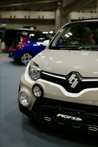 Hatano’s $8,500 Twingo Kit Delivers A 911 Dakar Look On A 90-HP City Car Budget
