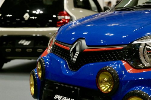 Hatano’s $8,500 Twingo Kit Delivers A 911 Dakar Look On A 90-HP City Car Budget