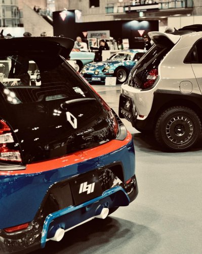 Hatano’s $8,500 Twingo Kit Delivers A 911 Dakar Look On A 90-HP City Car Budget