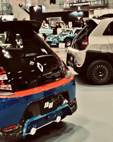 Hatano’s $8,500 Twingo Kit Delivers A 911 Dakar Look On A 90-HP City Car Budget