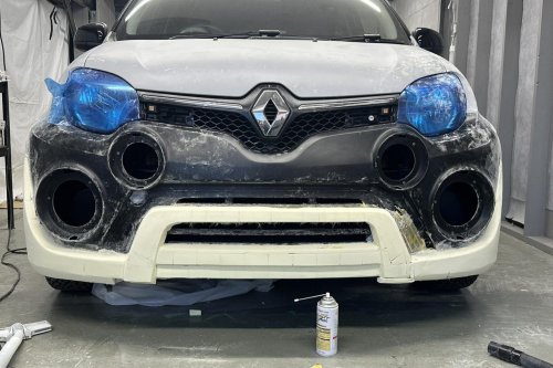 Hatano’s $8,500 Twingo Kit Delivers A 911 Dakar Look On A 90-HP City Car Budget