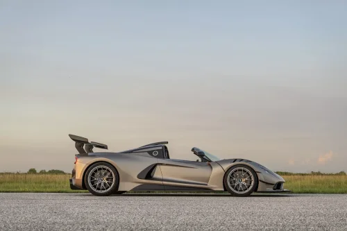 A 6-Speed Gated Manual In A 2,031-HP Hypercar Is Either Brilliant Engineering Or A Very Expensive Dare