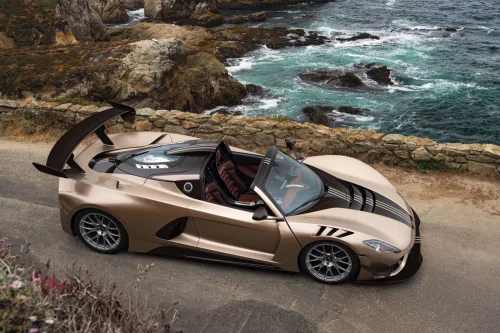 A 6-Speed Gated Manual In A 2,031-HP Hypercar Is Either Brilliant Engineering Or A Very Expensive Dare