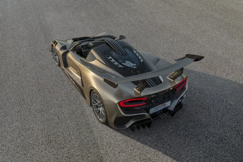 A 6-Speed Gated Manual In A 2,031-HP Hypercar Is Either Brilliant Engineering Or A Very Expensive Dare