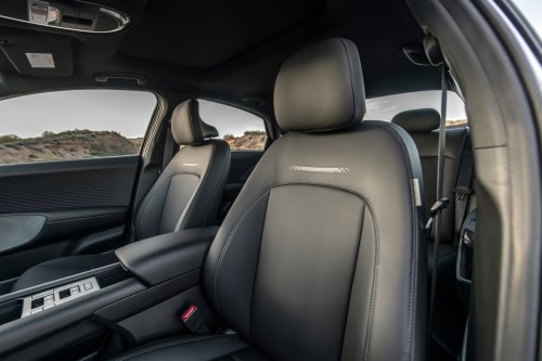 Hyundai, SEAT, Hyundai Fixed The Seat Belt Anchor On New Cars. Yours Might Still Be Broken