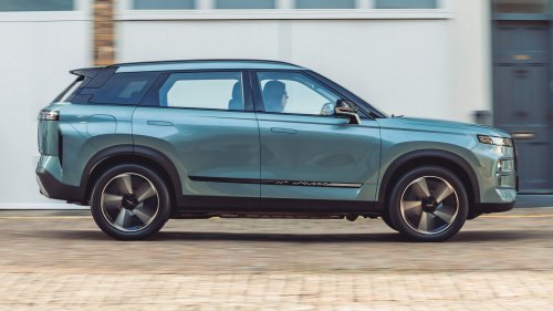Range Rover, Rover, Britain Nicknamed It The Temu Range Rover, Insurers Are Pricing It Like The Real One