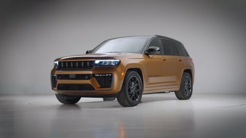 Jeep Is Bringing Back The Grand Cherokee Trailhawk, But Left Something Behind